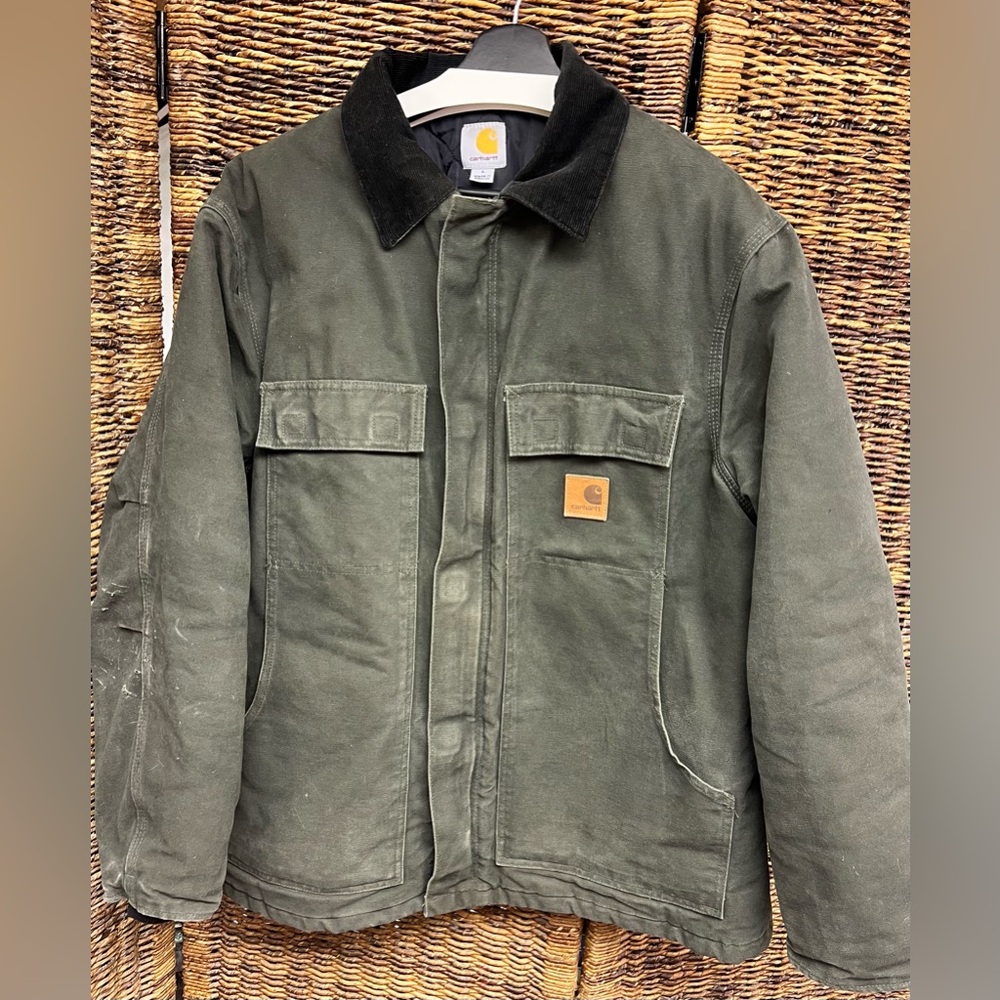 Carhartt- C26 Moss Green Field Jacket,Men’s Large, Vintage, Sleeve distress/snag